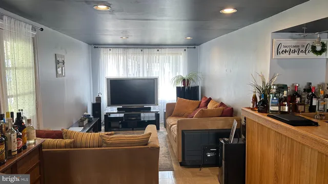 $3,200 | 121 Kingfield Road, Philadelphia, PA 19115