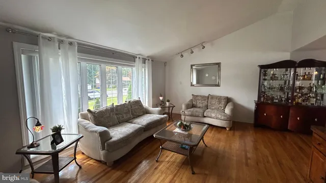 $3,200 | 121 Kingfield Road, Philadelphia, PA 19115