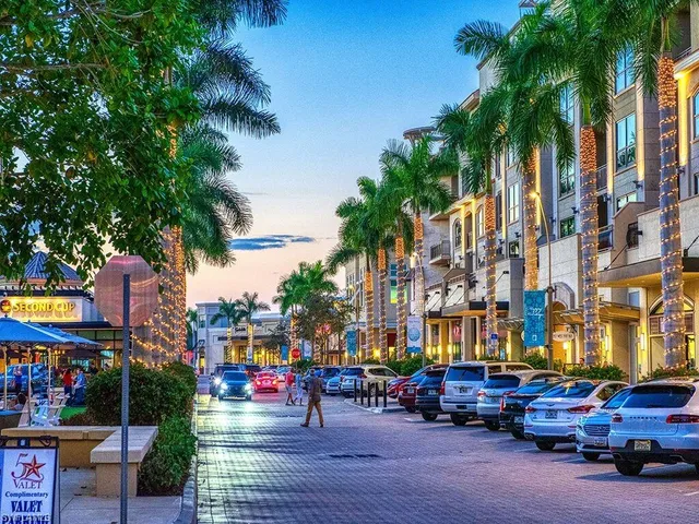 $12,000 | 672 100th Avenue North, Naples, FL 34108