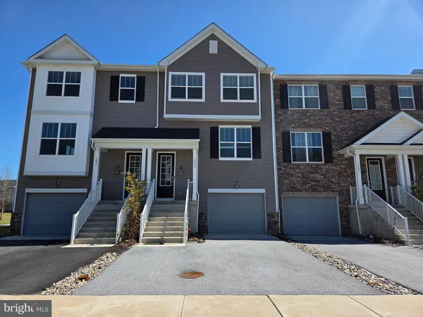 $2,995 | 1859 Boulder Drive, Downingtown, PA 19335