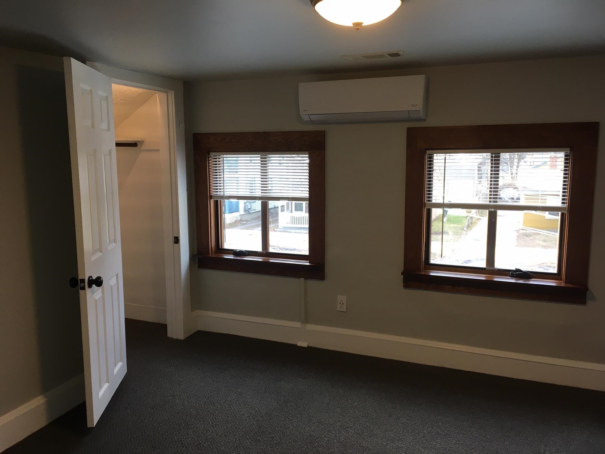 94 Park Street Burlington, VT 05401 - Photo 24 of 45