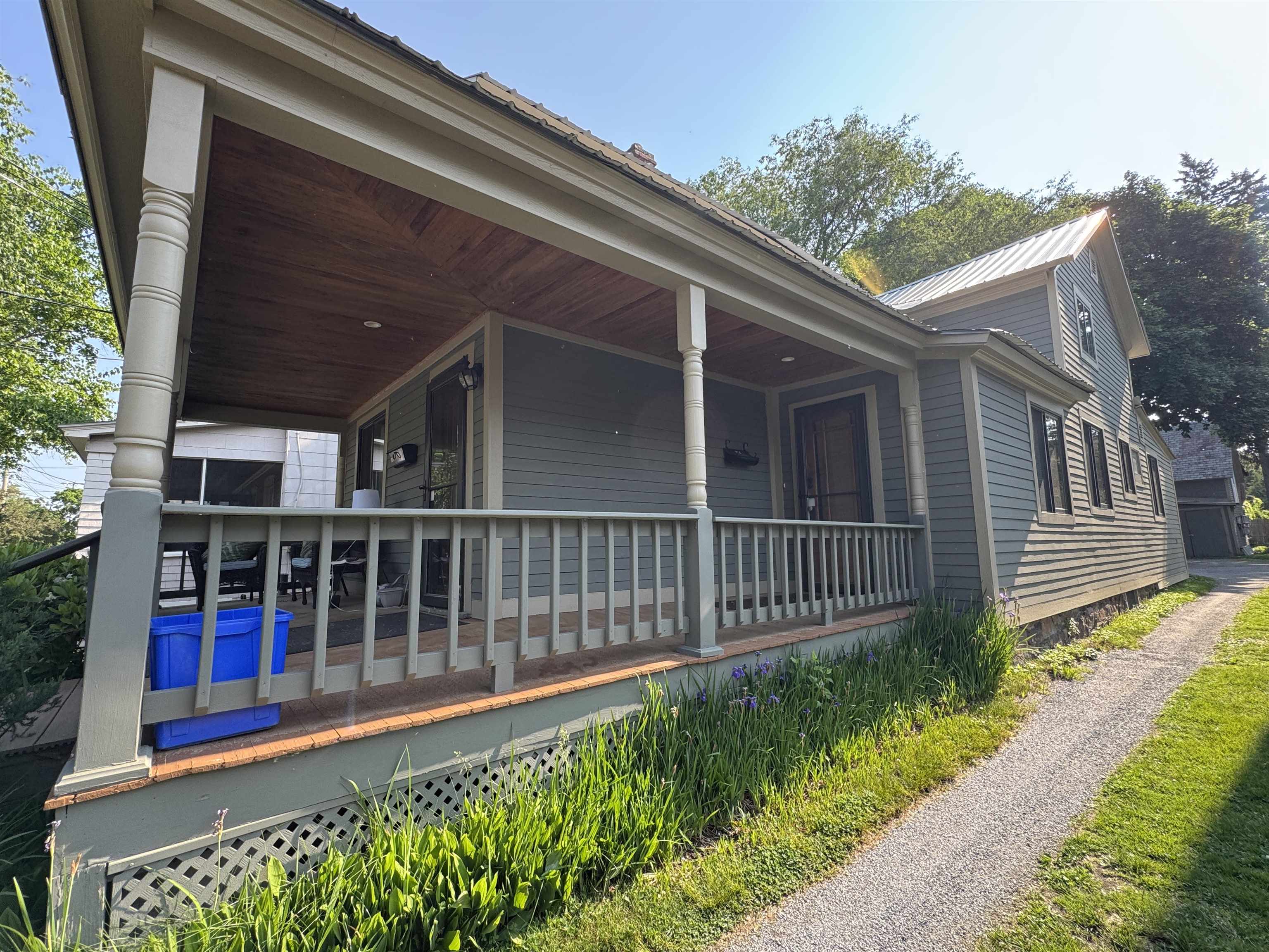 94 Park Street Burlington, VT 05401 - Photo 3 of 45