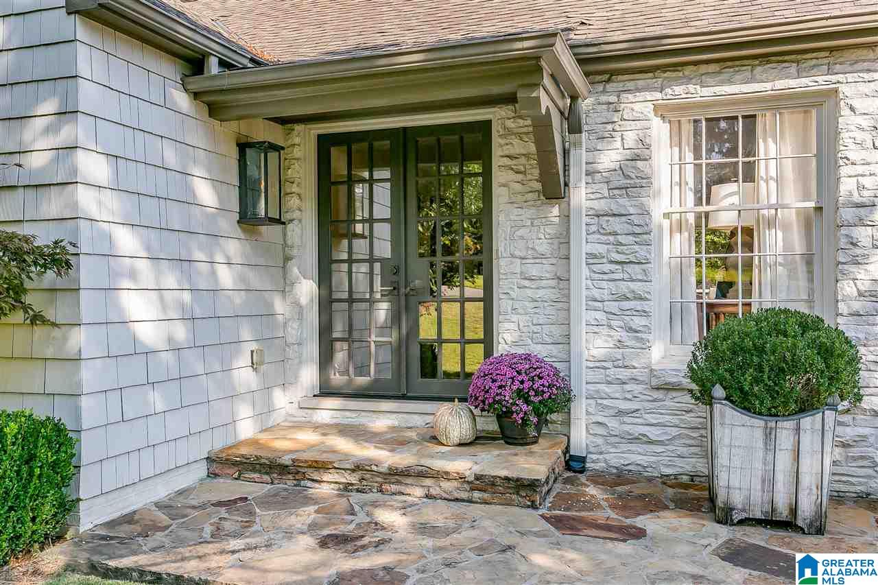 3 Pine Crest Road Birmingham, AL 35223 - Photo 2 of 50
