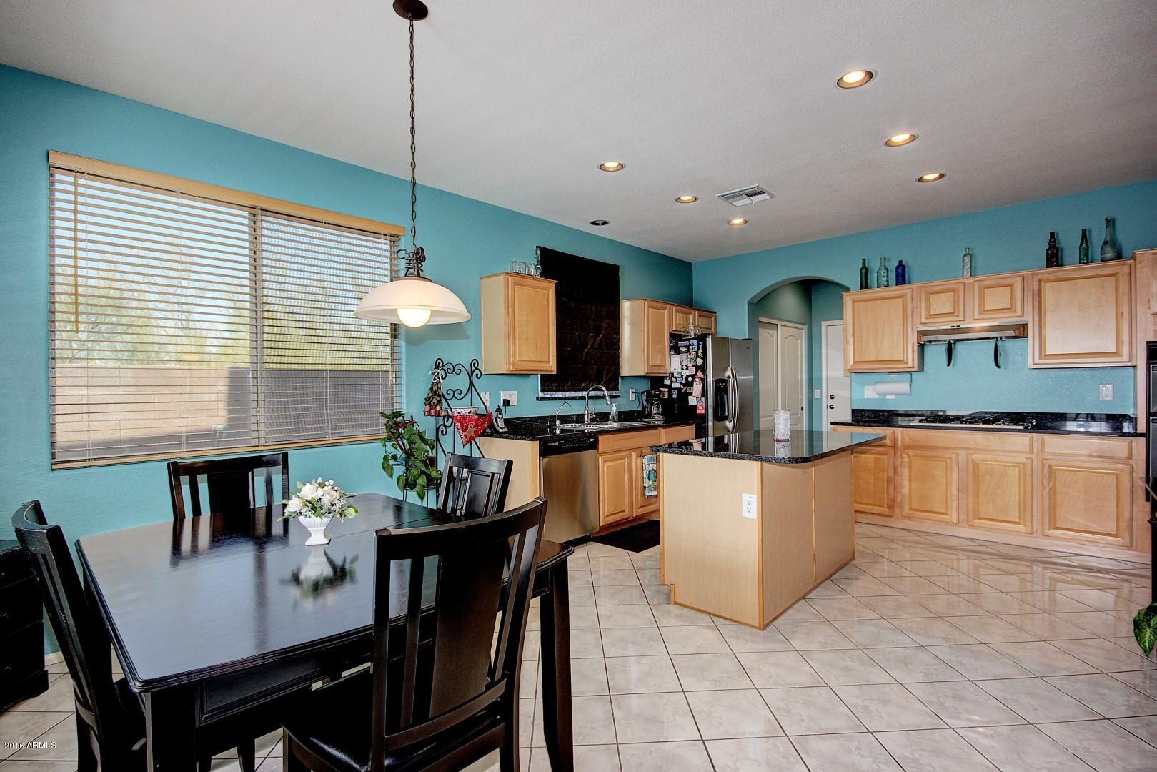 28924 North Nobel Road Phoenix, AZ 85085 - Photo 17 of 44 0018-Nobel (19)