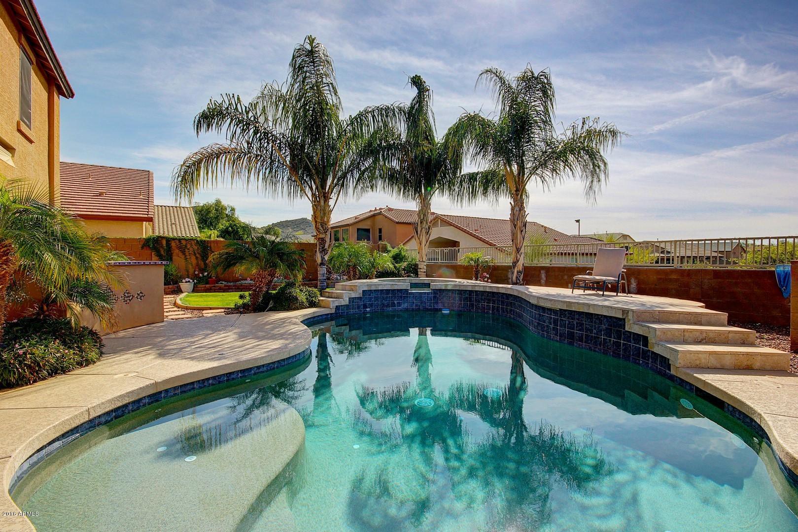 28924 North Nobel Road Phoenix, AZ 85085 - Photo 6 of 44 0006-Nobel (6)