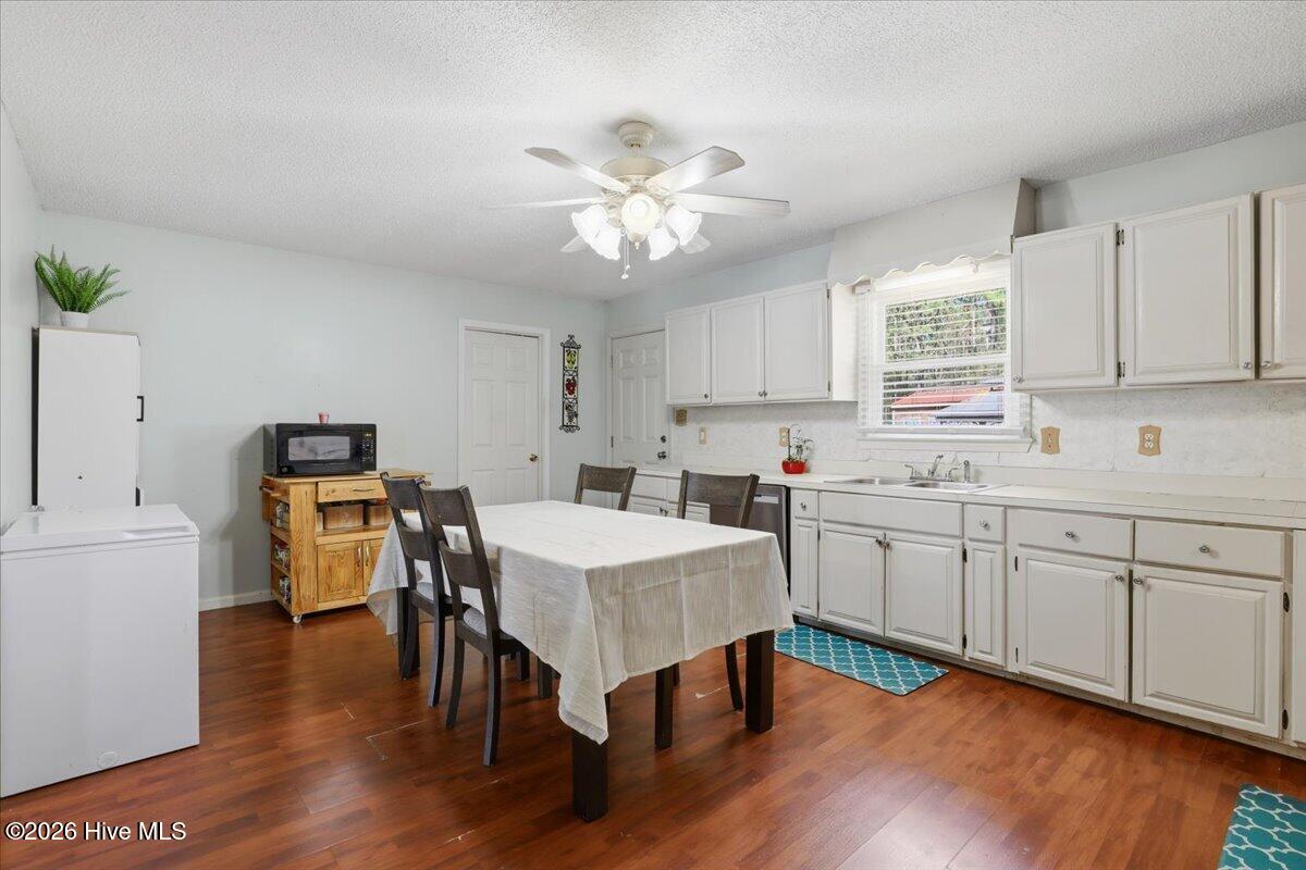 254 Capps Farm Road Hollister, NC 27844 - Photo 17 of 25 Kitchen-1