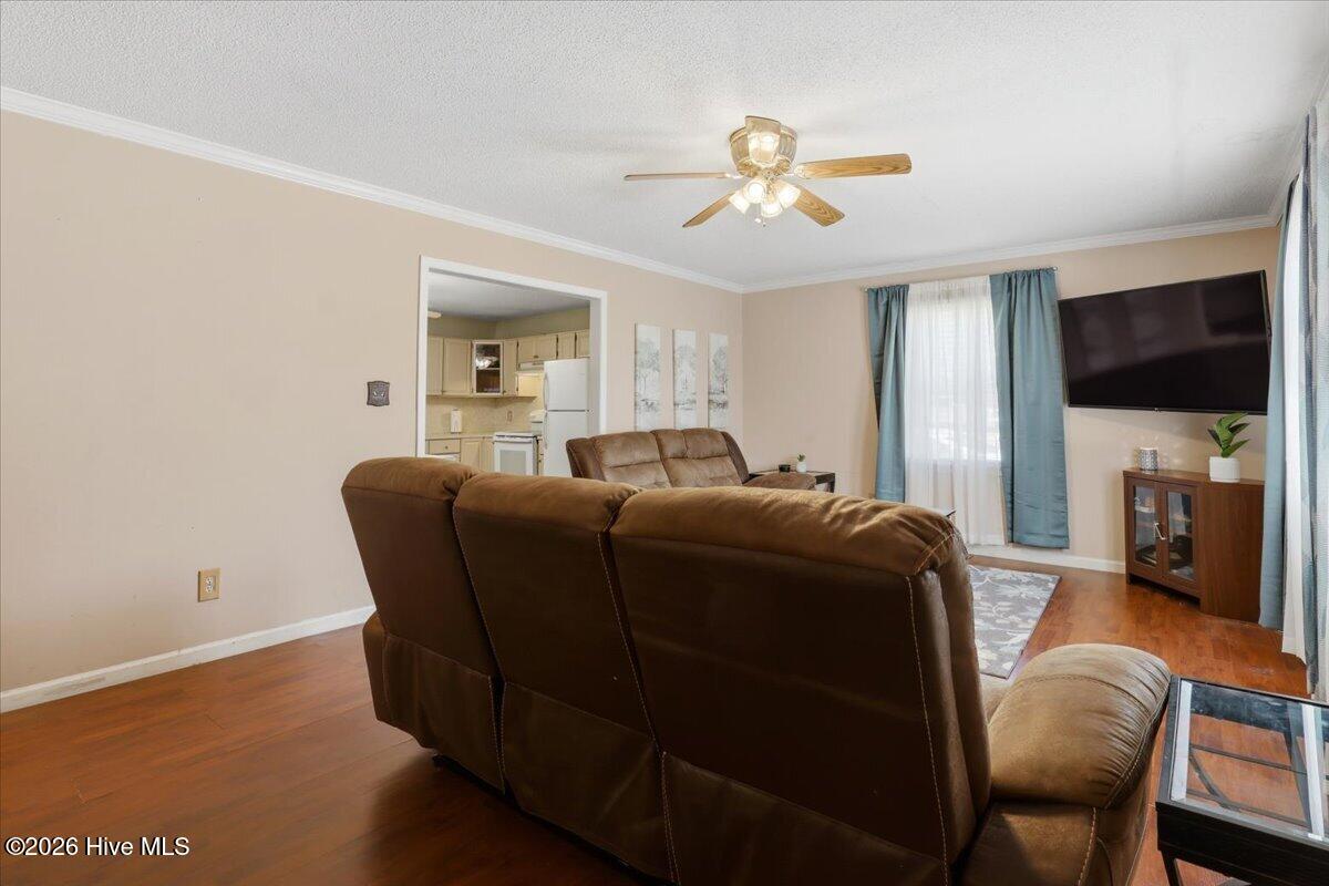 254 Capps Farm Road Hollister, NC 27844 - Photo 19 of 25 Living Room