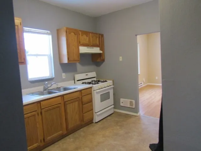 $675 | 1307 North 17th Street, Superior, WI 54880