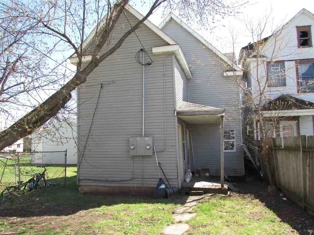 $675 | 1307 North 17th Street, Superior, WI 54880