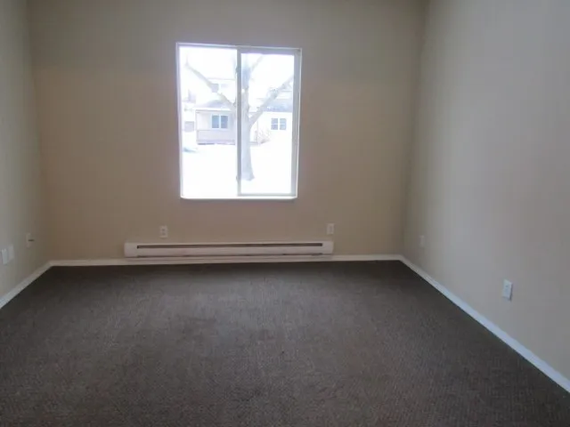 $675 | 1307 North 17th Street, Superior, WI 54880