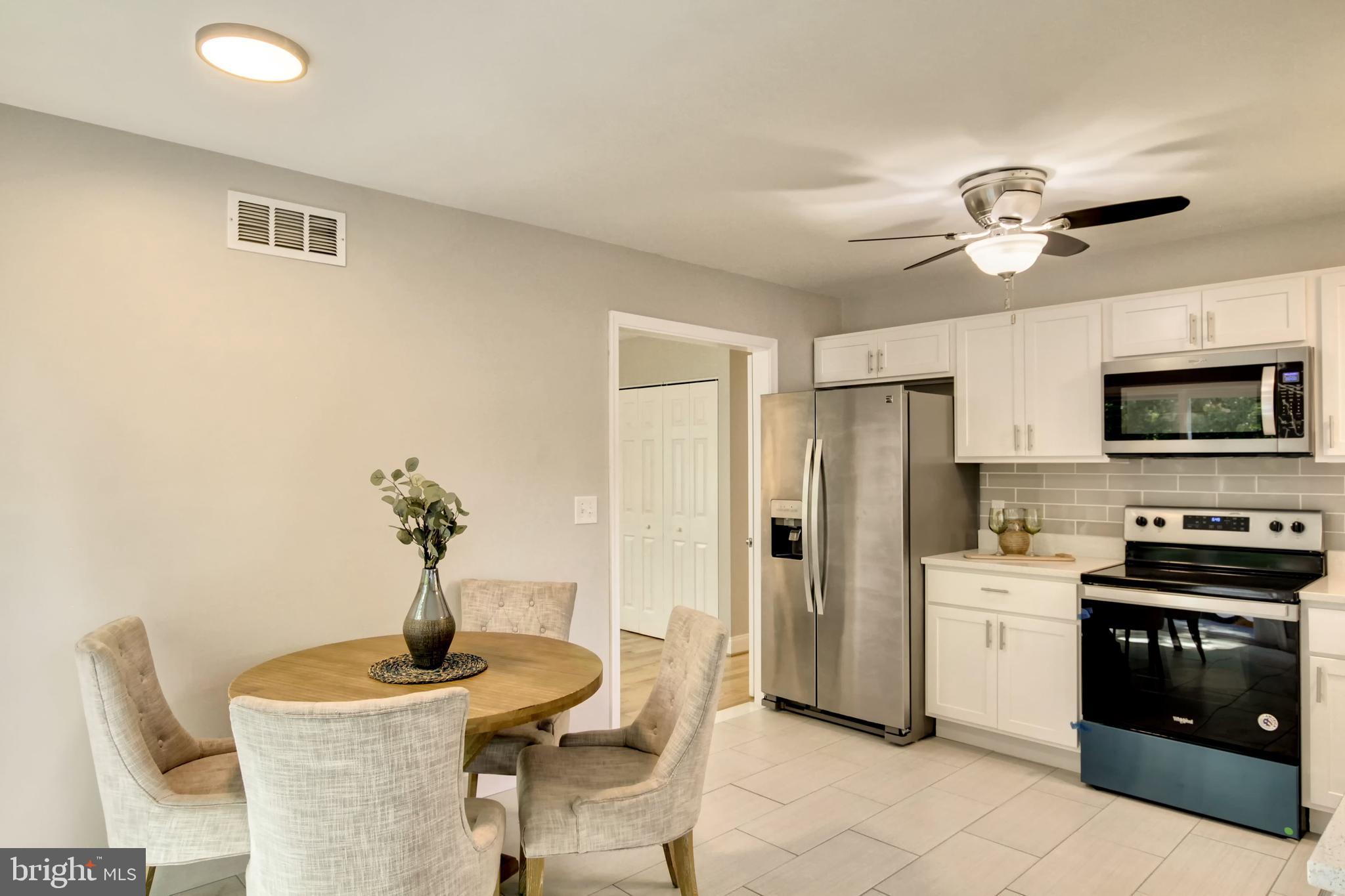 1604 Oldtown Road Edgewater, MD 21037 - Photo 9 of 47 Dining Room