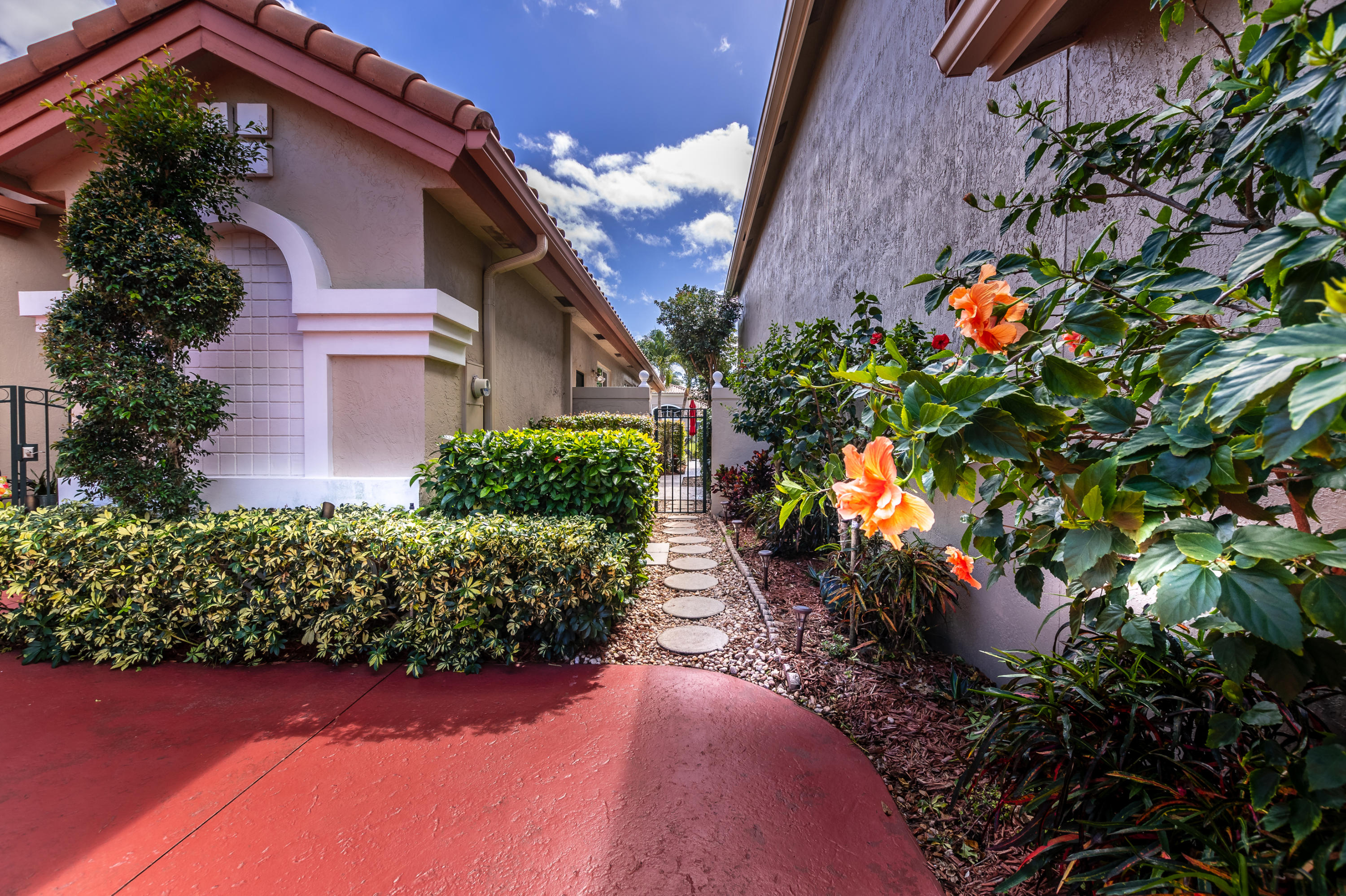 6096 Northwest 24th Street Boca Raton, FL 33434 - Photo 7 of 82 santa-barbara-10