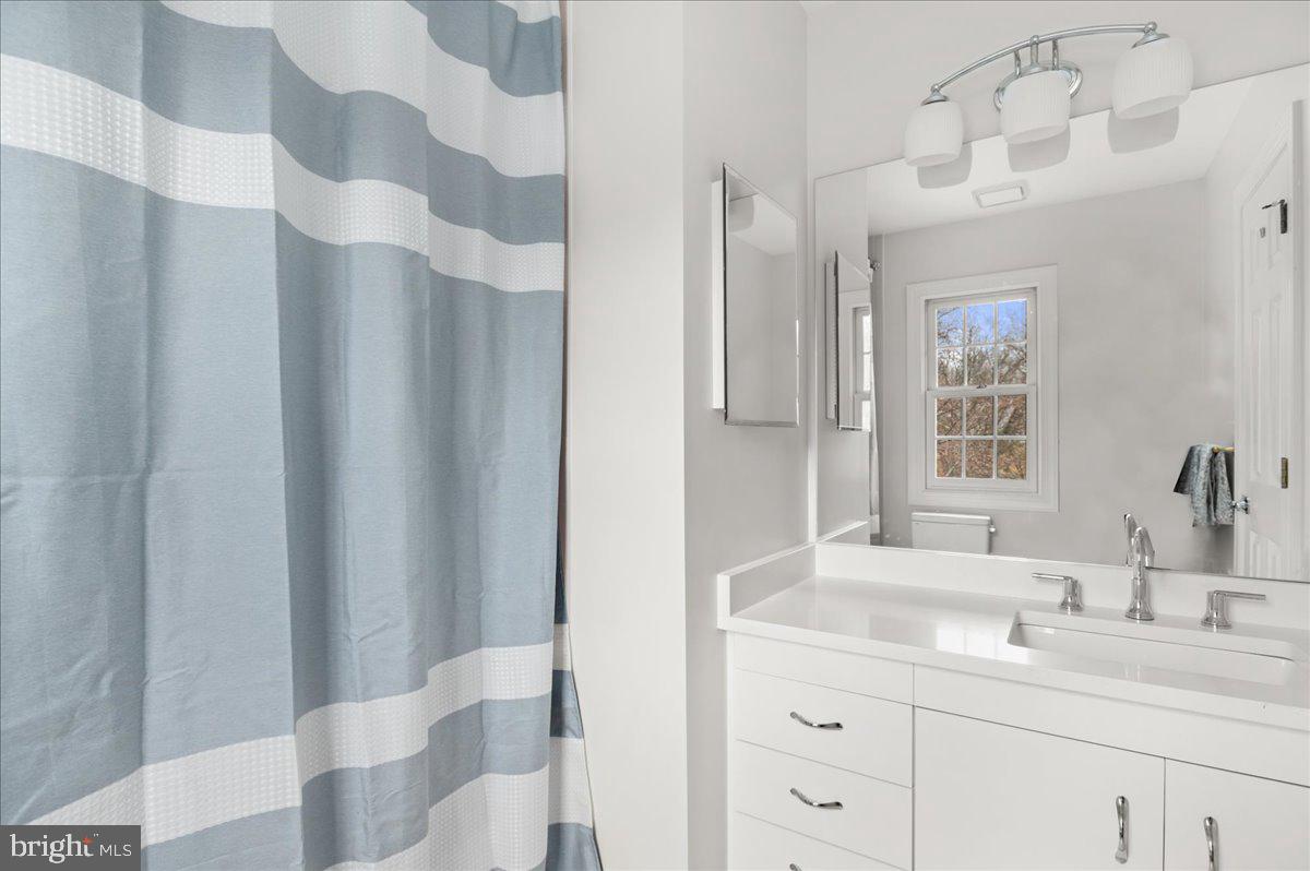 13635 Maidstone Lane Potomac, MD 20854 - Photo 42 of 66 Updated bedroom 3, en-suite bathroom