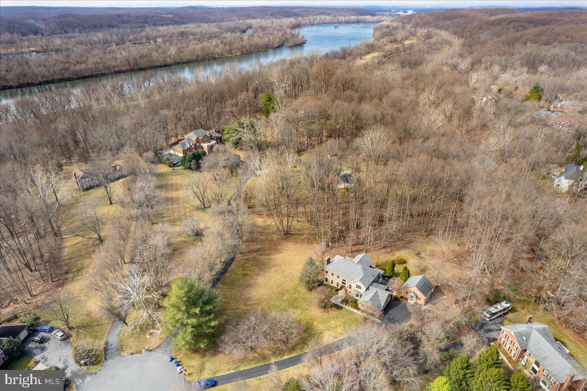 13635 Maidstone Lane Potomac, MD 20854 - Photo 64 of 66 The community has multiple paths to the C&O Canal