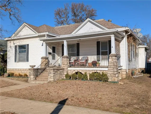 $155,000 | 339 West 6th Avenue, Garnett, KS 66032