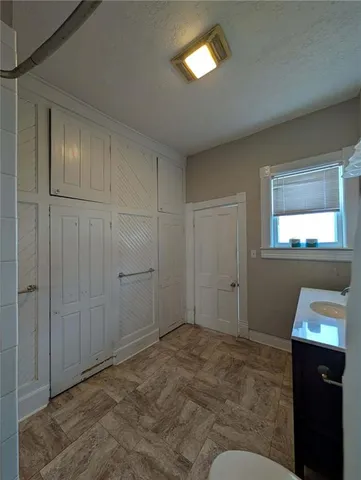 $155,000 | 339 West 6th Avenue, Garnett, KS 66032