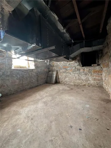 $155,000 | 339 West 6th Avenue, Garnett, KS 66032