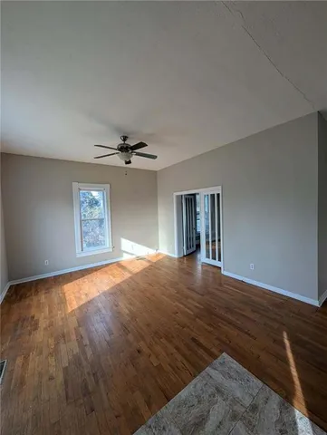 $155,000 | 339 West 6th Avenue, Garnett, KS 66032