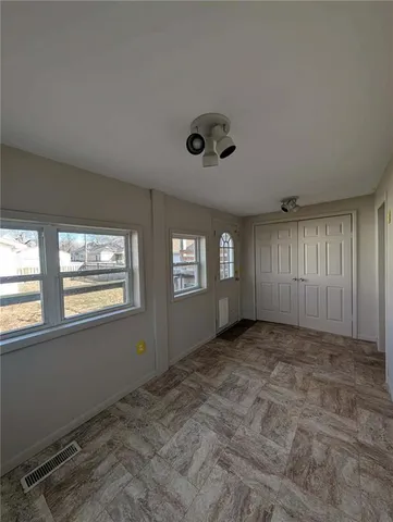 $155,000 | 339 West 6th Avenue, Garnett, KS 66032