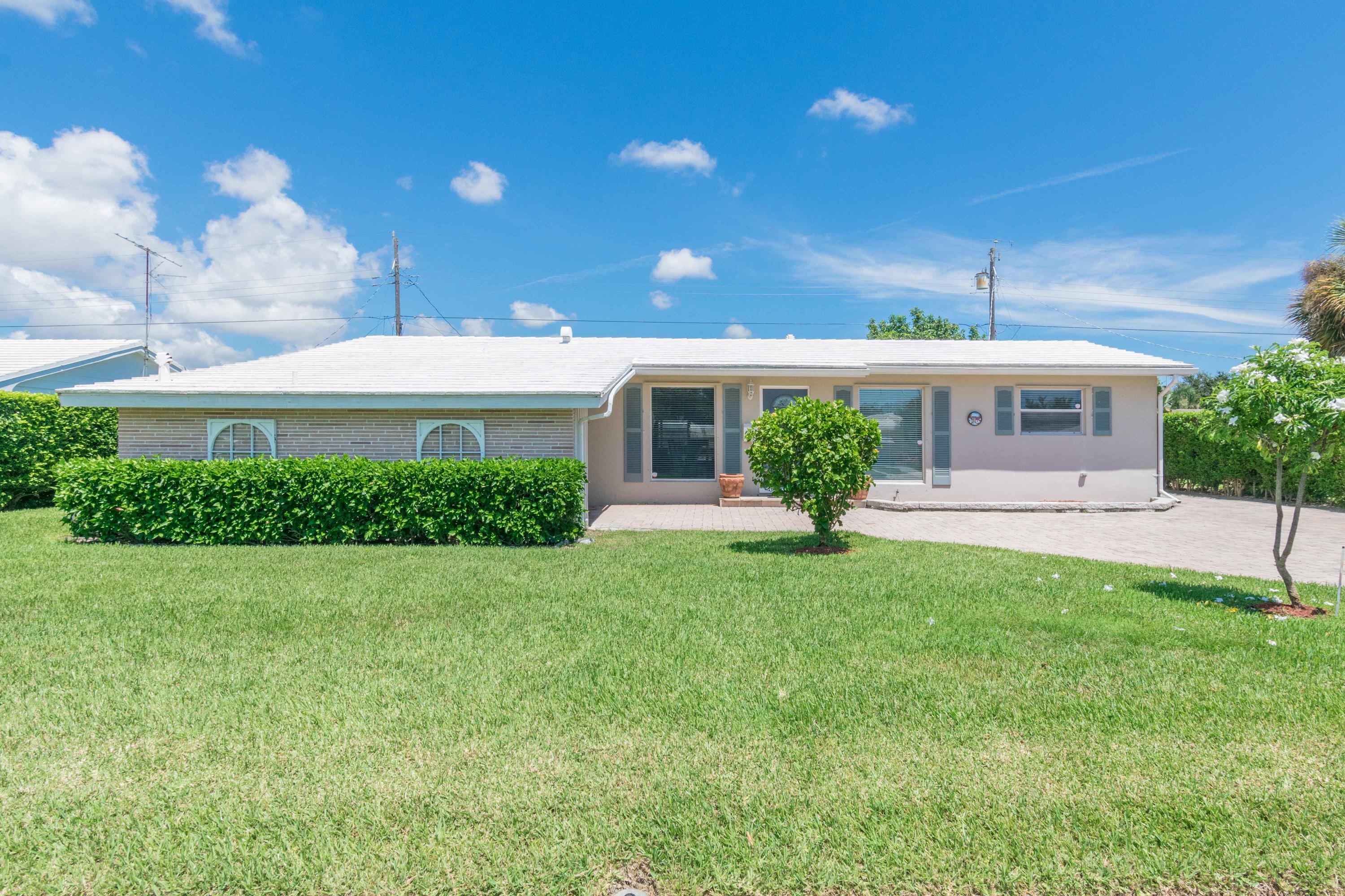 513 Harbour Road North Palm Beach, FL 33408 - Photo 1 of 48 Front Exterior