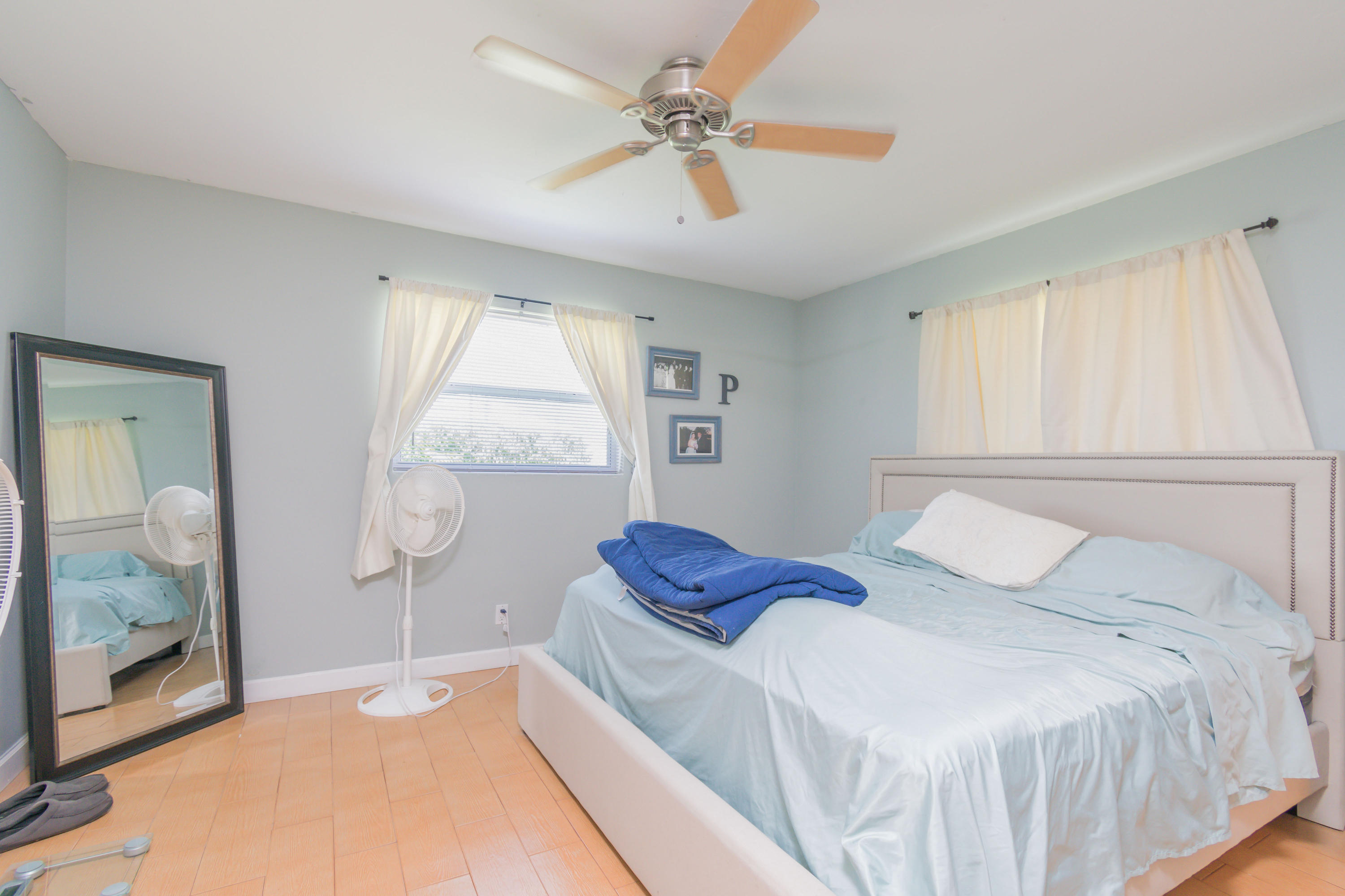 513 Harbour Road North Palm Beach, FL 33408 - Photo 15 of 48 Master Bedroom