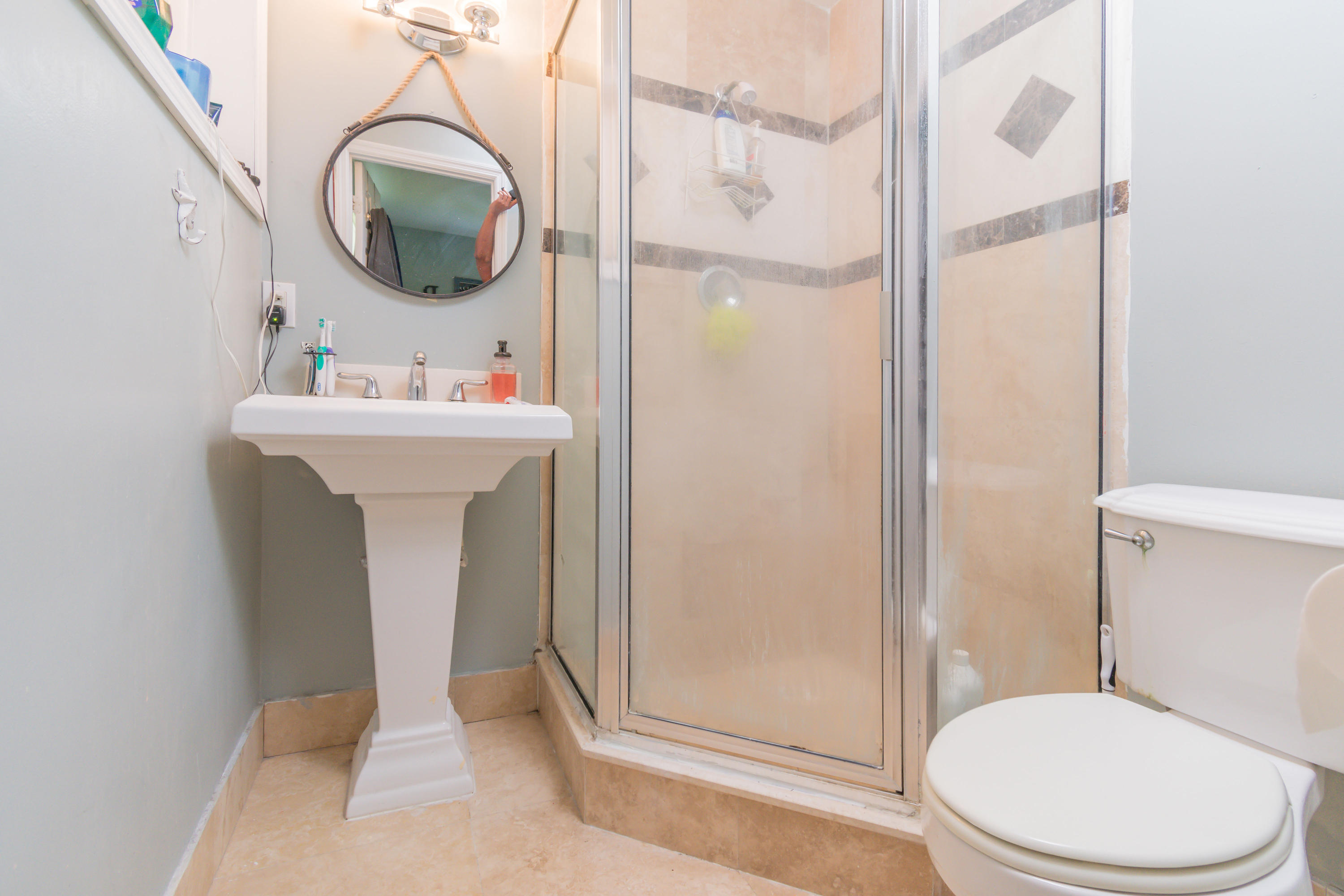 513 Harbour Road North Palm Beach, FL 33408 - Photo 17 of 48 Master Bath
