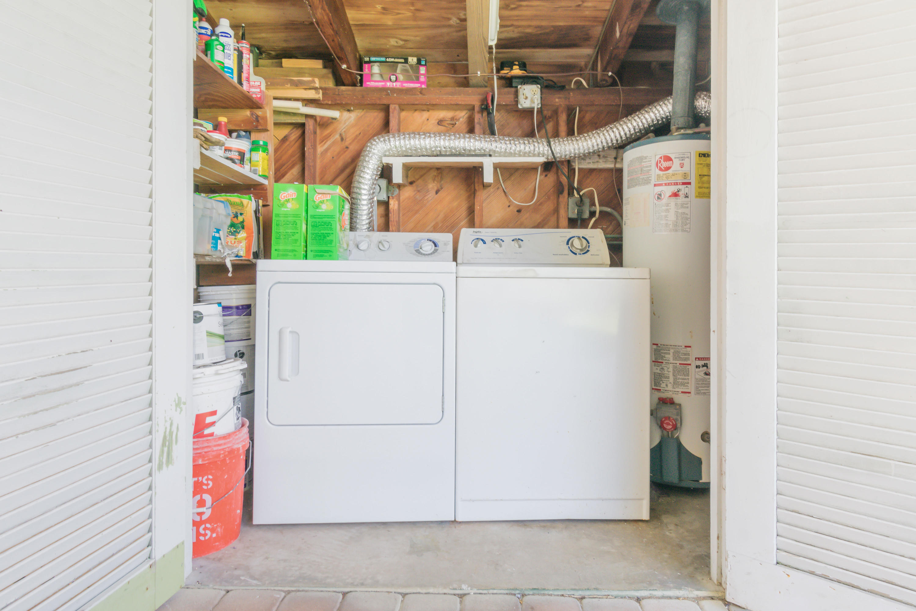 513 Harbour Road North Palm Beach, FL 33408 - Photo 21 of 48 Laundry