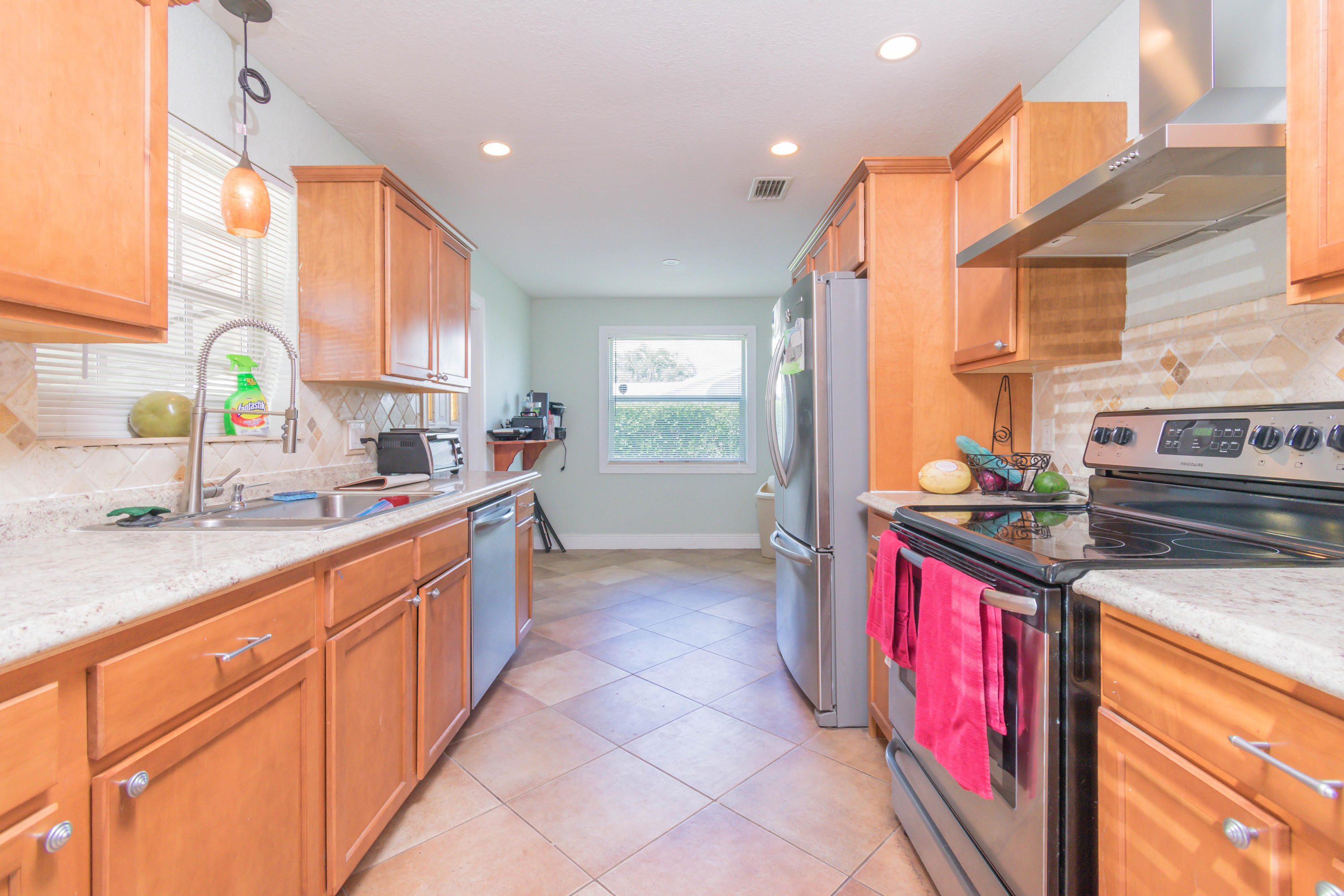 513 Harbour Road North Palm Beach, FL 33408 - Photo 4 of 48 Kitchen