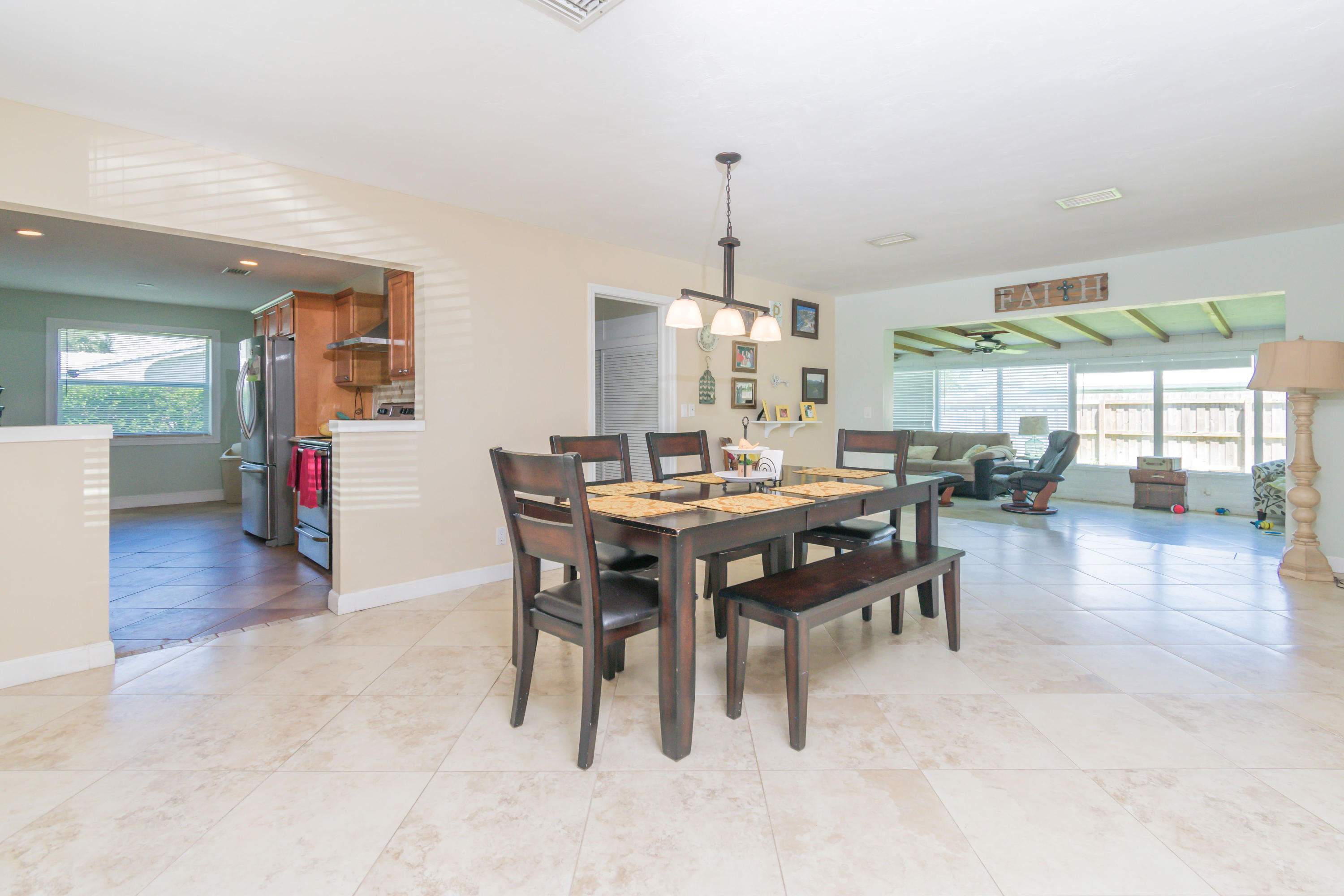 513 Harbour Road North Palm Beach, FL 33408 - Photo 8 of 48 Dining Room