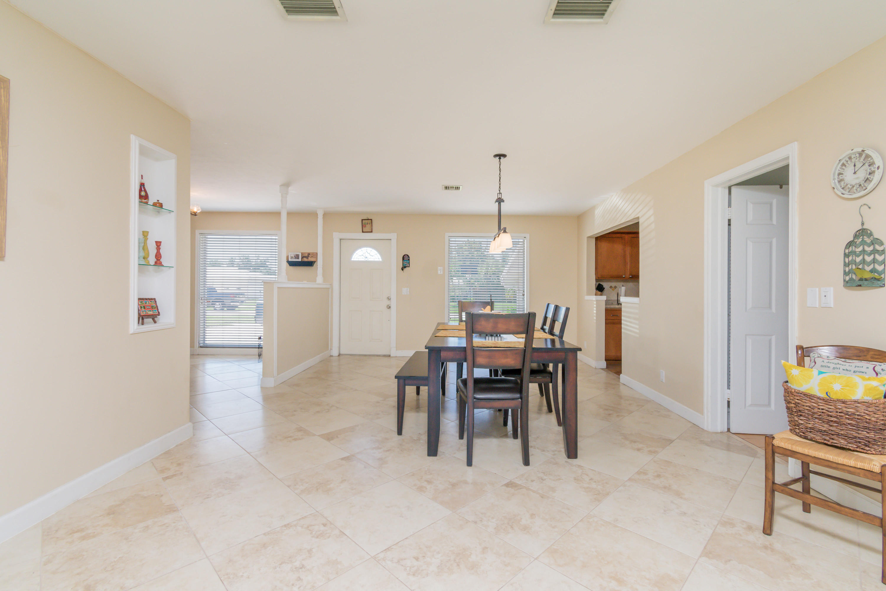 513 Harbour Road North Palm Beach, FL 33408 - Photo 10 of 48 Dining Room