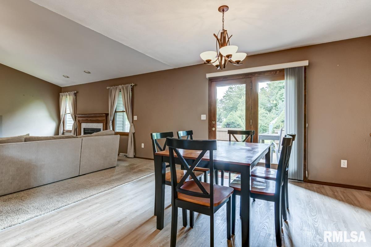 1413 Hoechester Road Springfield, IL 62712 - Photo 12 of 30