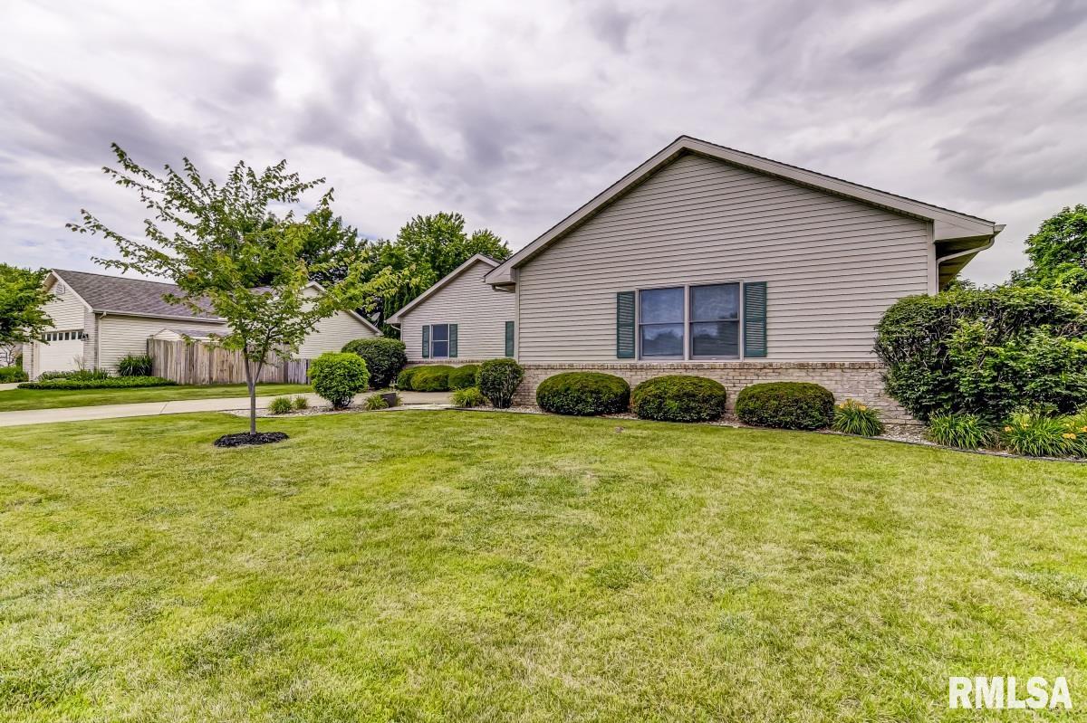 1413 Hoechester Road Springfield, IL 62712 - Photo 3 of 30