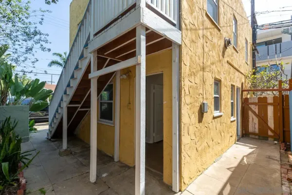 $1,500,000 | 1010 5th Street, Coronado, CA 92118