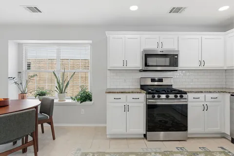 $435,000 | 2306 Clover Ridge Drive, Cedar Park, TX 78613