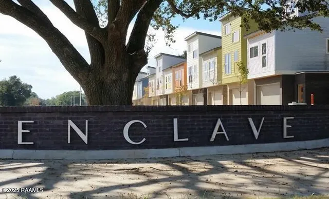 $266,000 | 503 Highland Park Lane, Lafayette, LA 70508