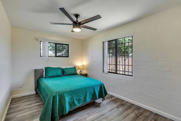 $2,300 | 4417 North 21st Street, Phoenix, AZ 85016