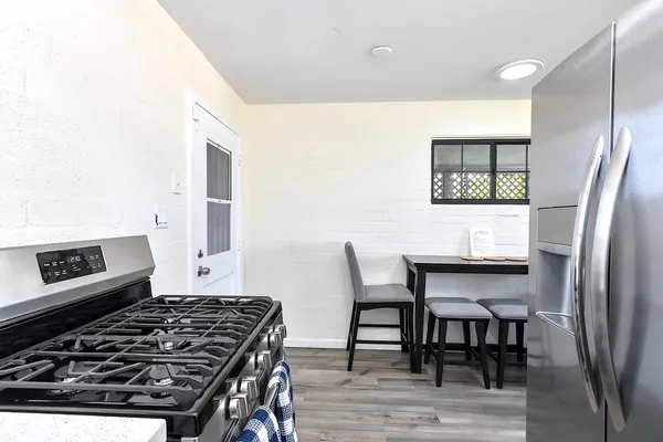 $2,300 | 4417 North 21st Street, Phoenix, AZ 85016