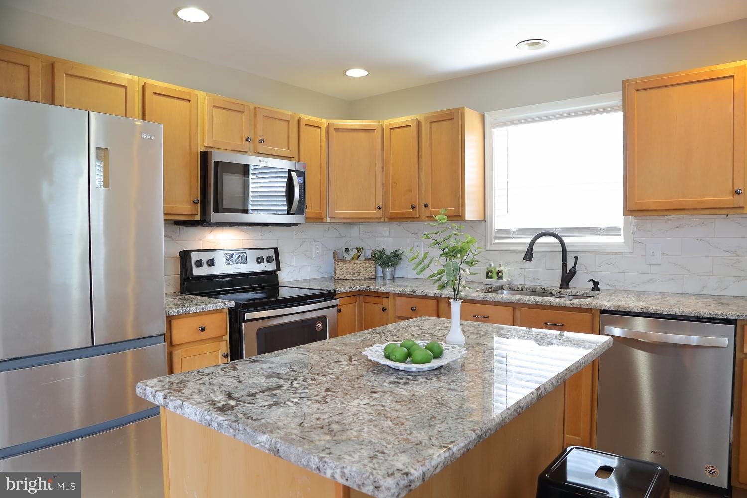 901 Rebecca Drive Lititz, PA 17543 - Photo 19 of 25
