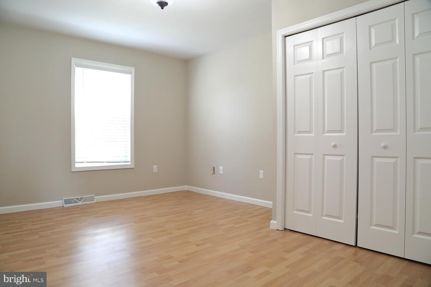 901 Rebecca Drive Lititz, PA 17543 - Photo 9 of 25