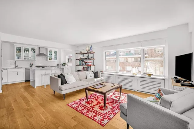 $1,590,000 | 515 East 85th Street, Unit 11C | Upper East Side