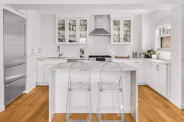 $1,590,000 | 515 East 85th Street, Unit 11C | Upper East Side