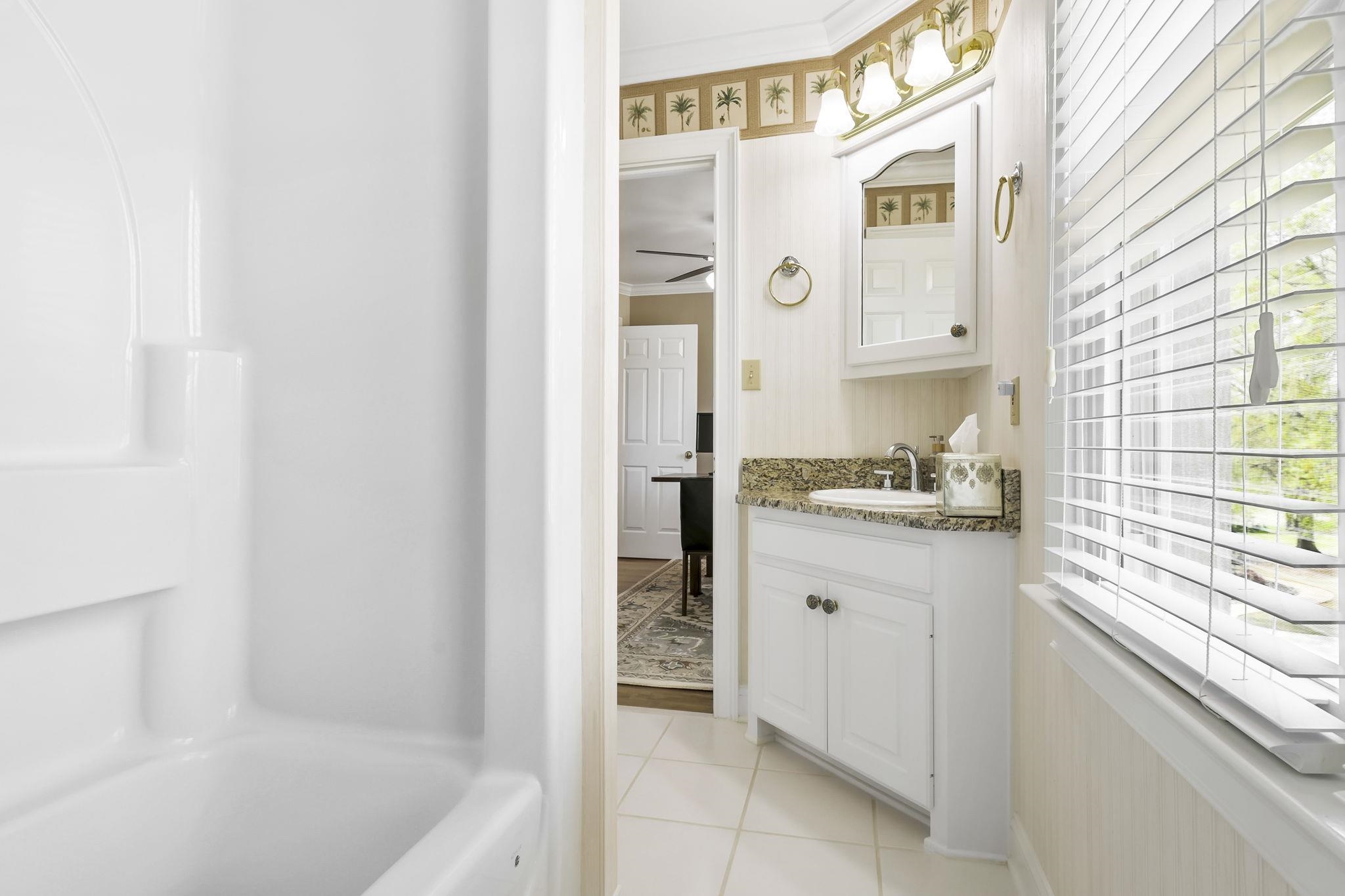 132 Indigo Court Greer, SC 29651 - Photo 28 of 47 Gallery Image 28