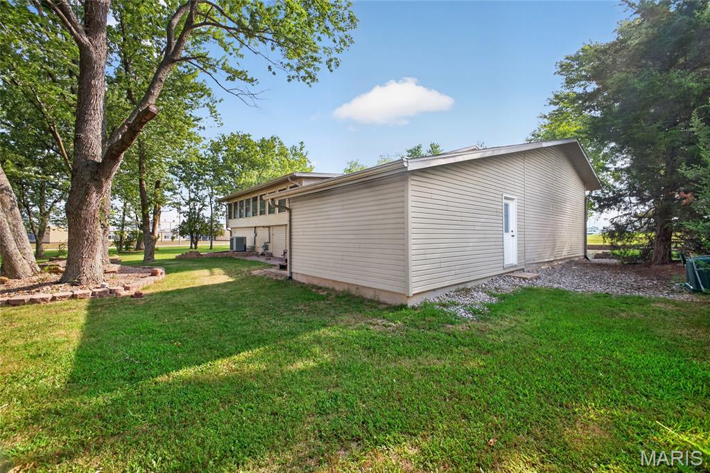 538 West Fremont Road Lebanon, MO 65536 - Photo 43 of 47 Gallery Image 43