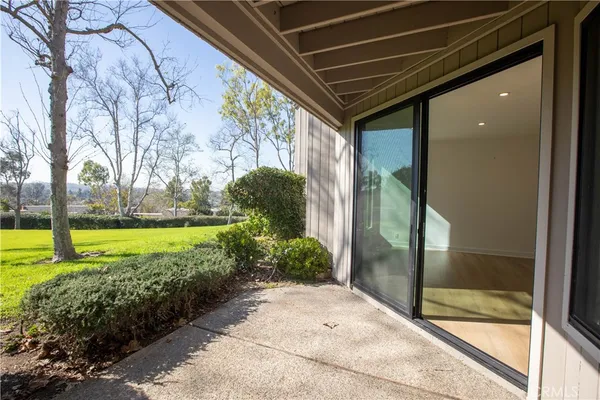 $5,700 | 7 Sweetwater, Unit 11, Irvine, CA 92603