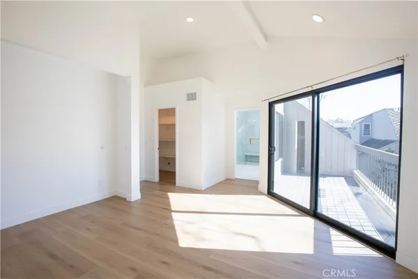 $5,700 | 7 Sweetwater, Unit 11, Irvine, CA 92603