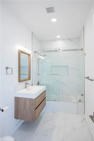 $5,700 | 7 Sweetwater, Unit 11, Irvine, CA 92603