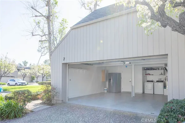 $5,700 | 7 Sweetwater, Unit 11, Irvine, CA 92603