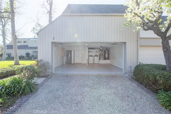 $5,700 | 7 Sweetwater, Unit 11, Irvine, CA 92603