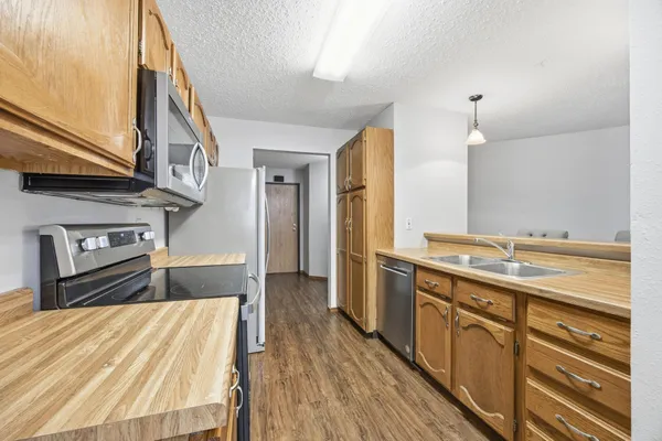 $145,000 | 2535 25th Street South, Unit B102, Fargo, ND 58103