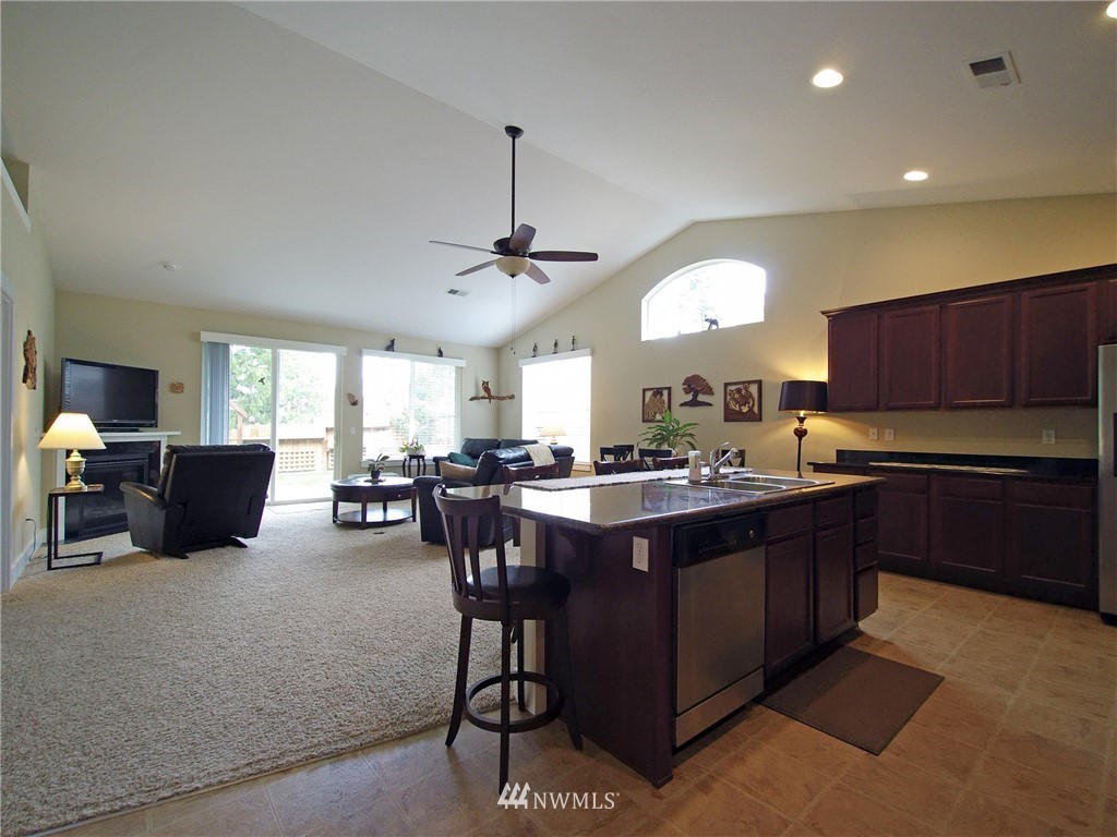 111 Pinehurst Loop Sequim, WA 98382 - Photo 4 of 25